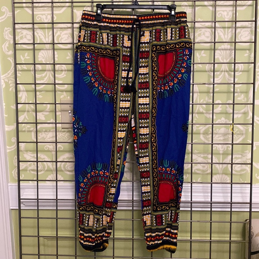Beautiful multicolored pattern pants